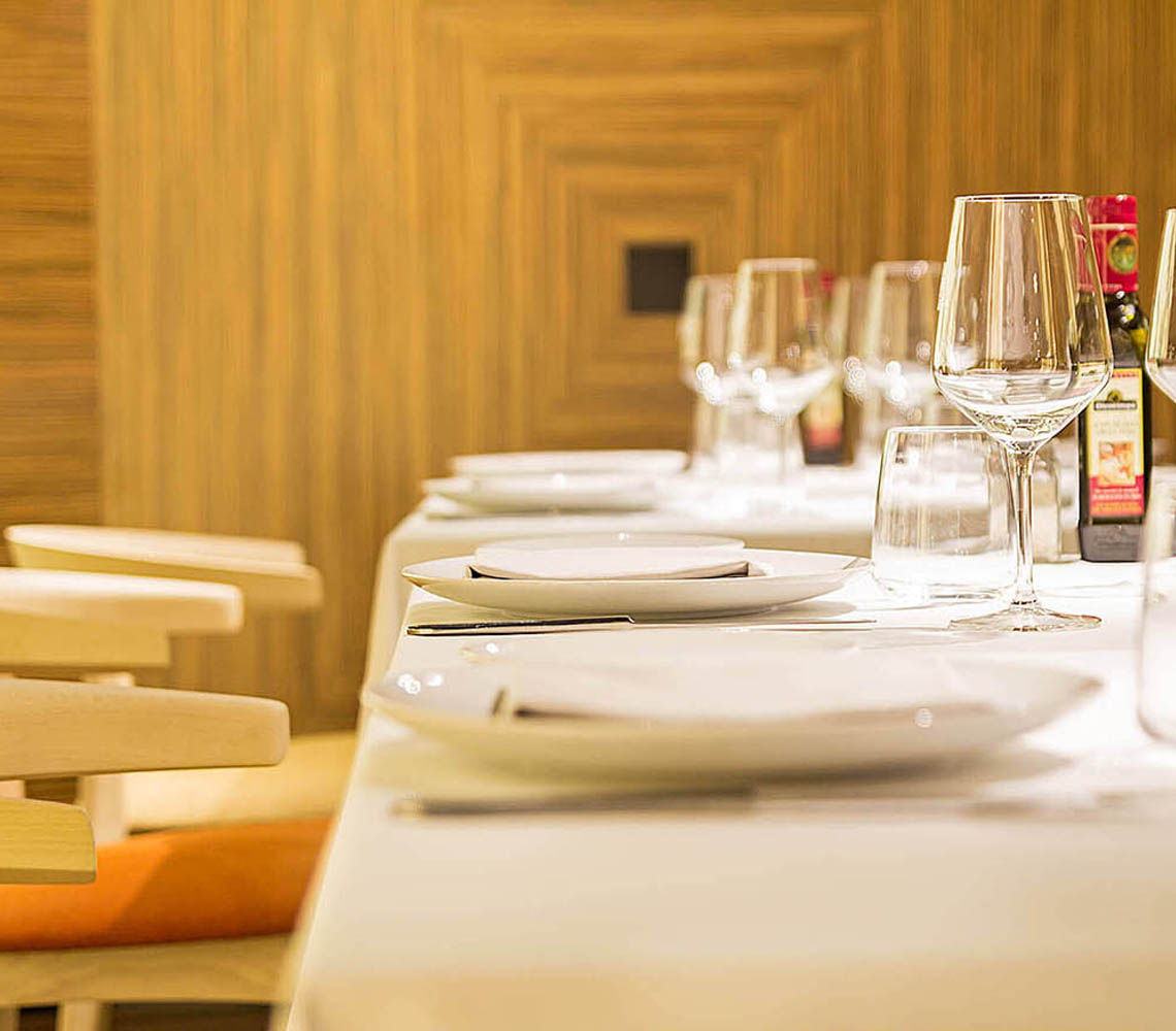 P57 restaurant designed by Dsignio